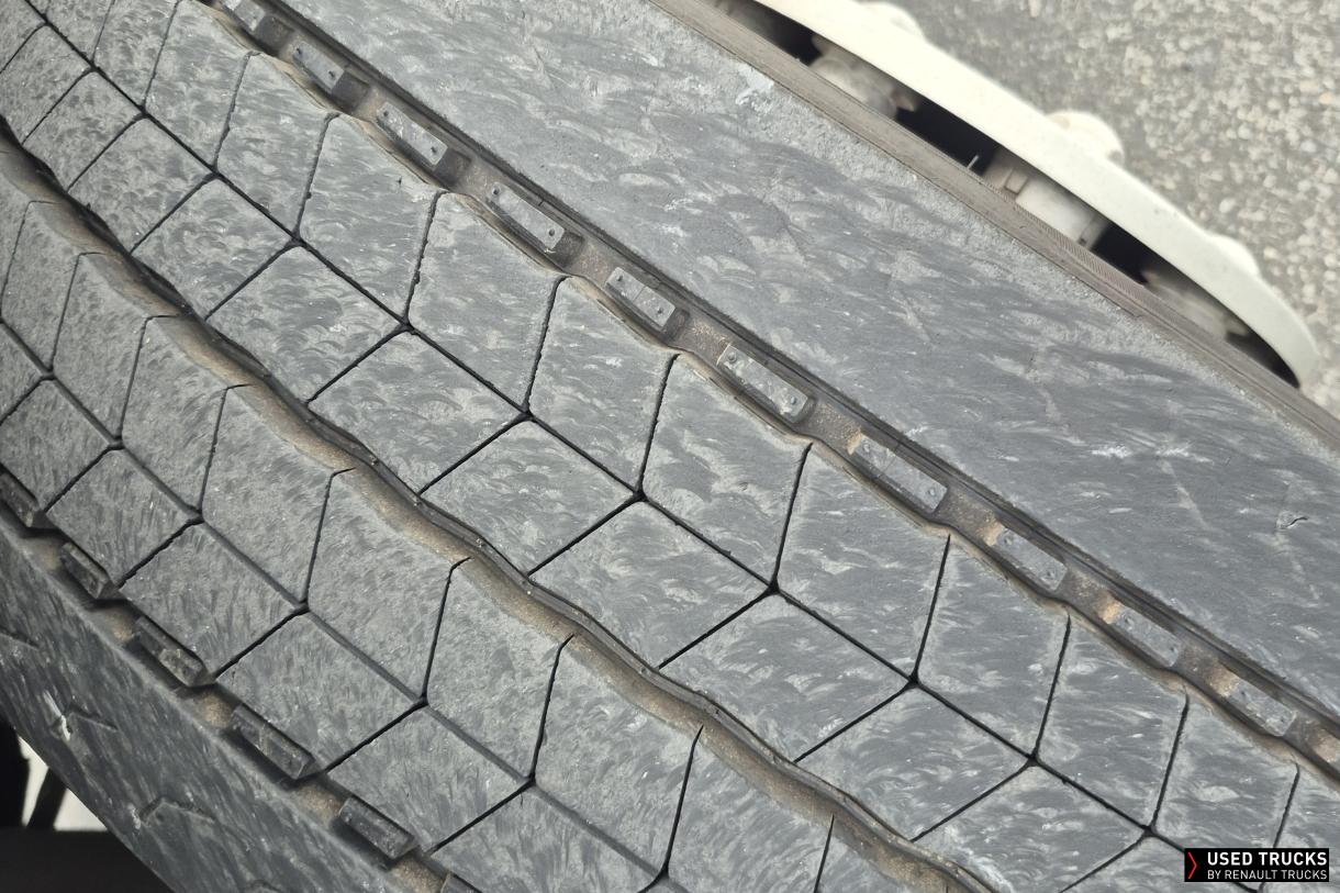 Renault Trucks D 280