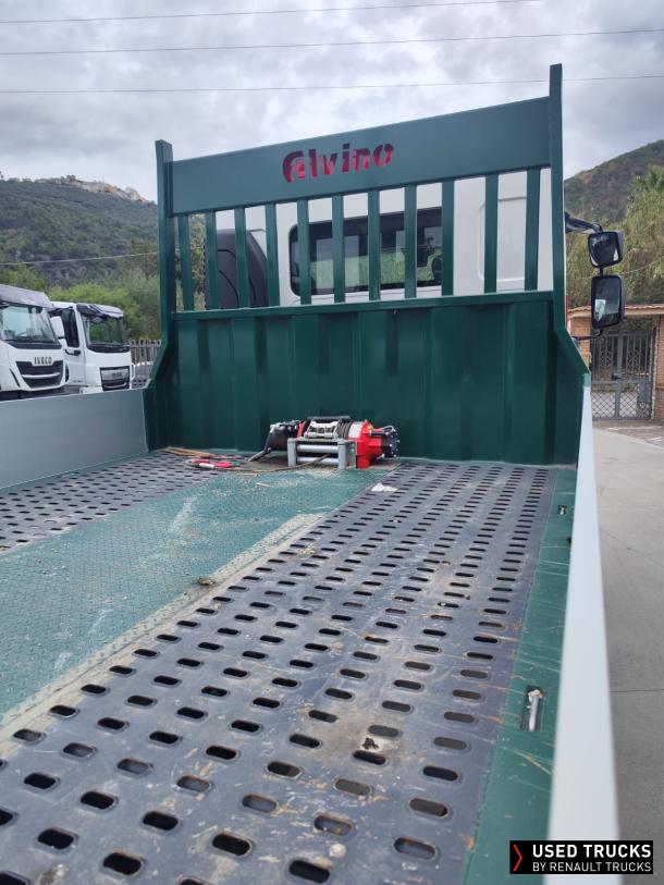 Renault Trucks D Wide 