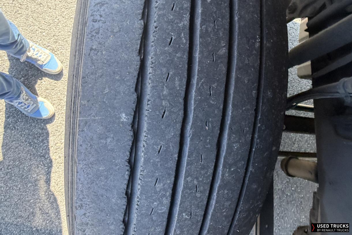 Renault Trucks T 440