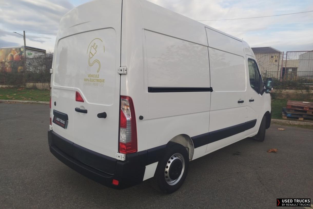 Renault Trucks Master 76