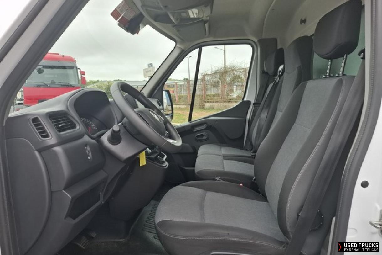 Renault Master 145