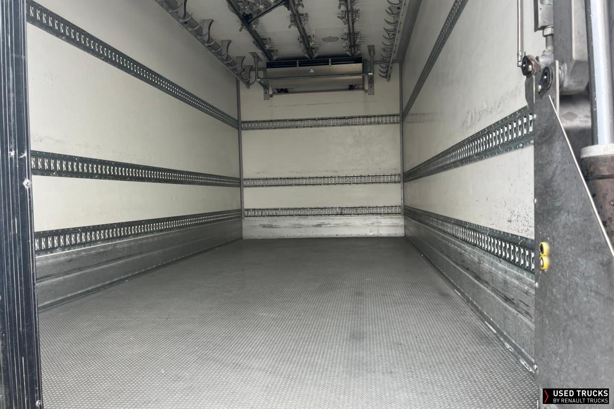 Renault Trucks Midlum 220