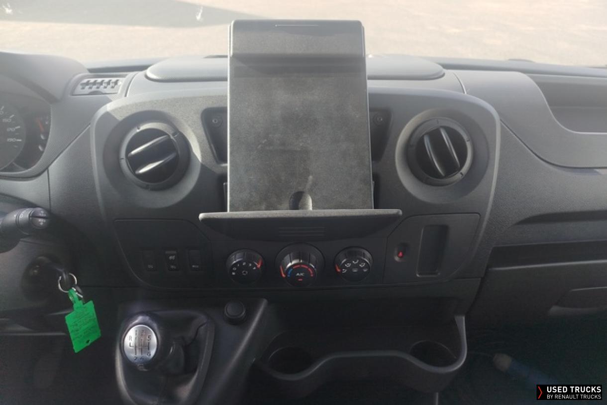 Renault Trucks Master 130