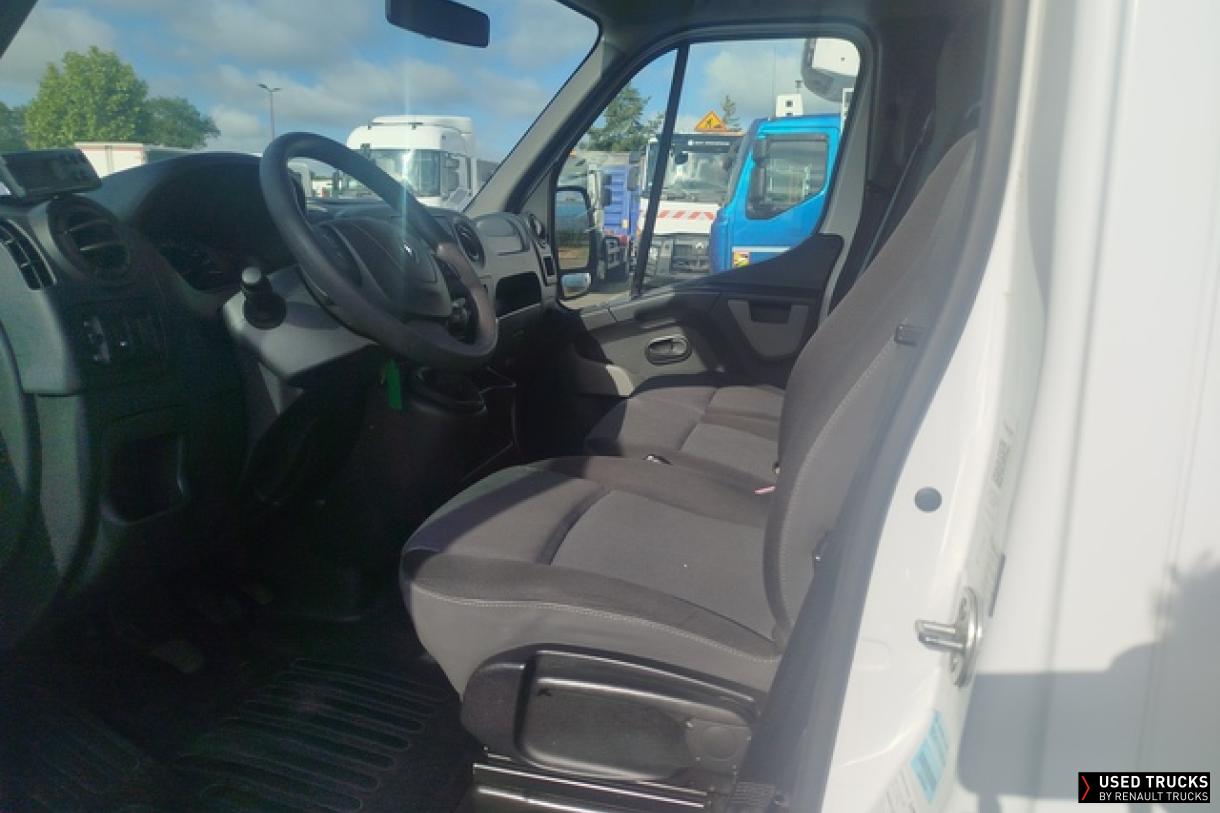 Renault Trucks Master 130