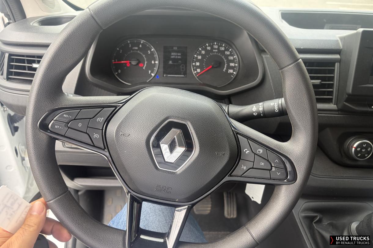 Renault Trafic 130
