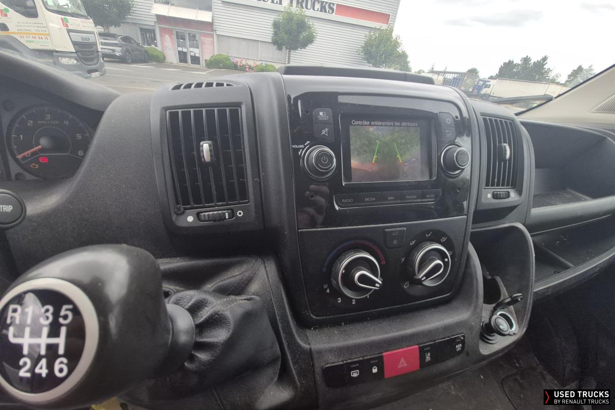 Peugeot Boxer 165