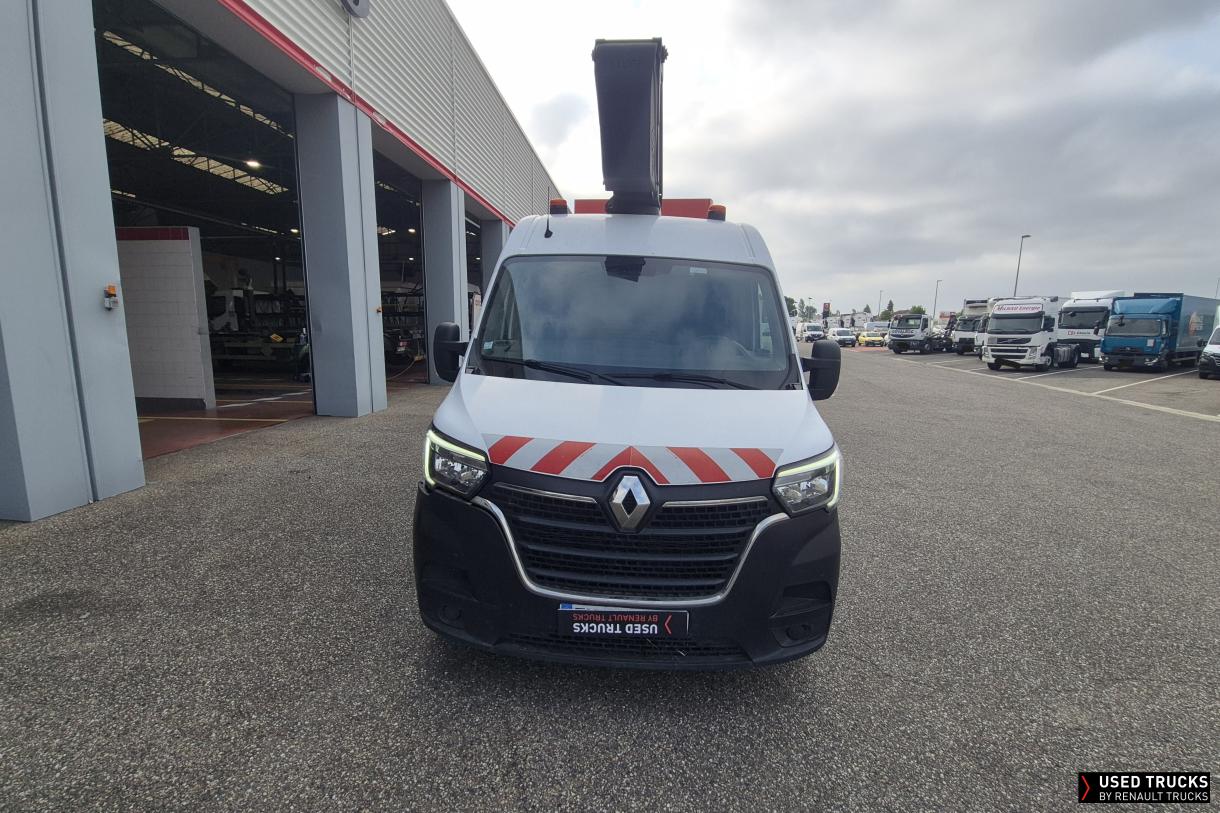 Renault Trucks Master 145