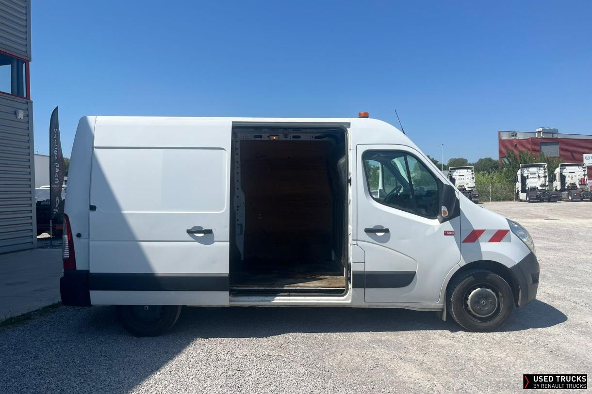 Renault Trucks Master 130