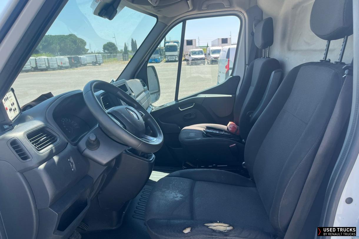 Renault Trucks Master 145