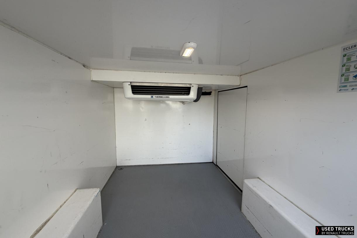 Renault Trafic 120