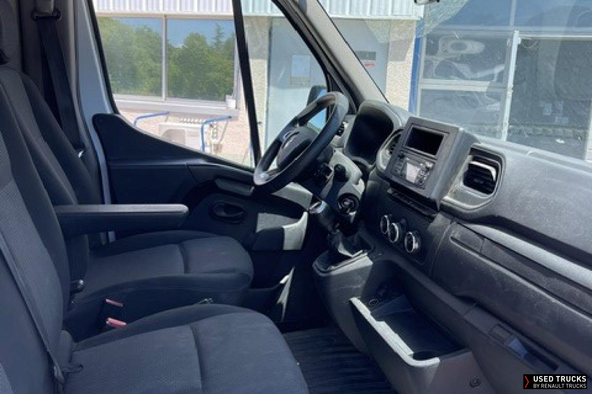 Renault Master 130