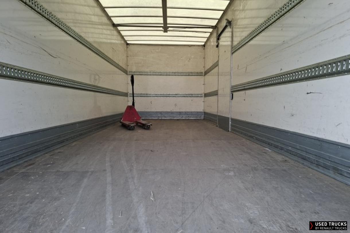 Renault Trucks D 210
