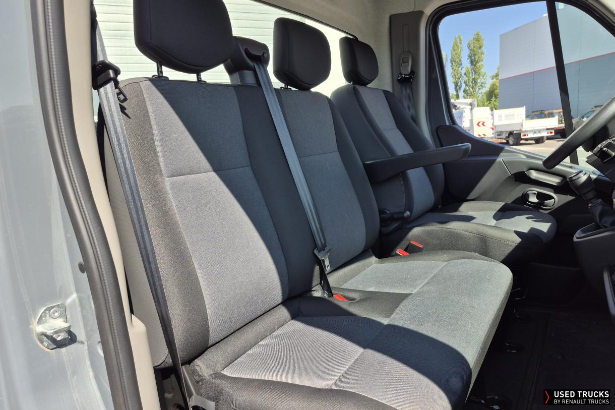 Renault Master 145