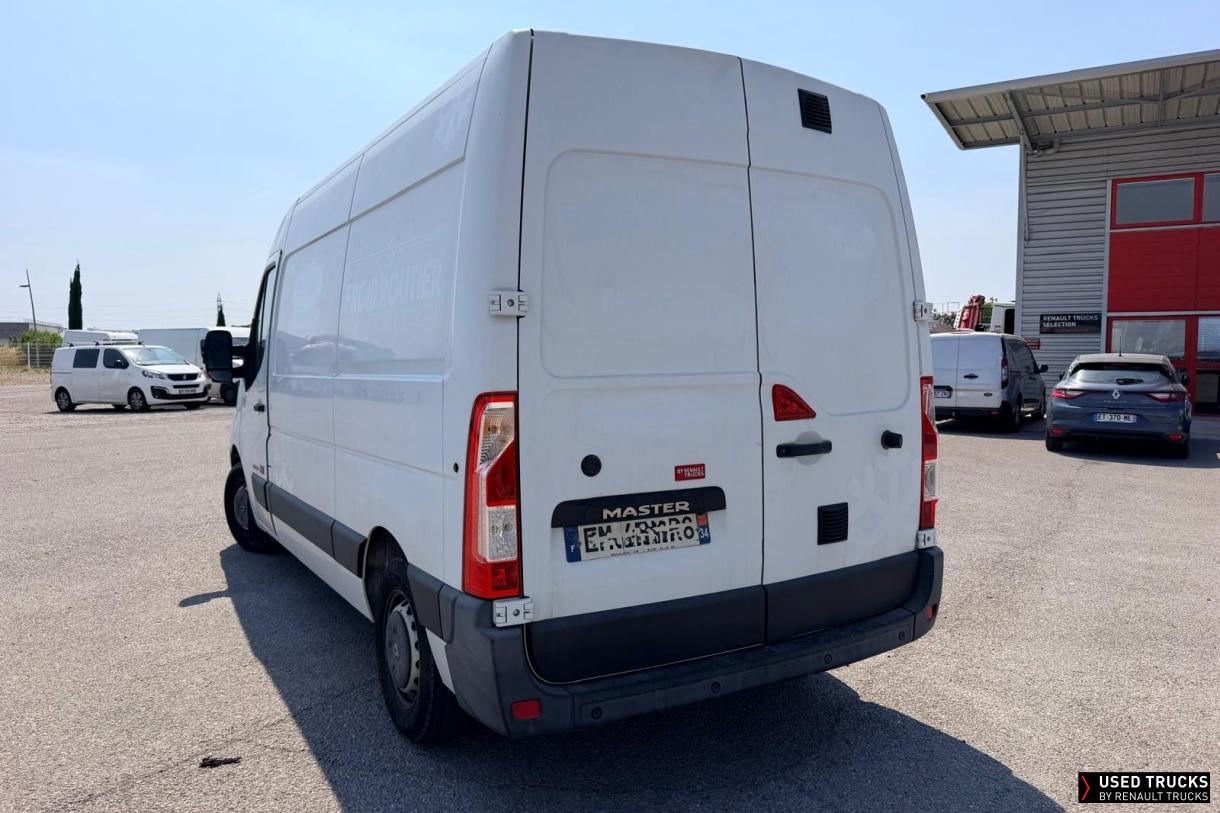 Renault Trucks Master 145