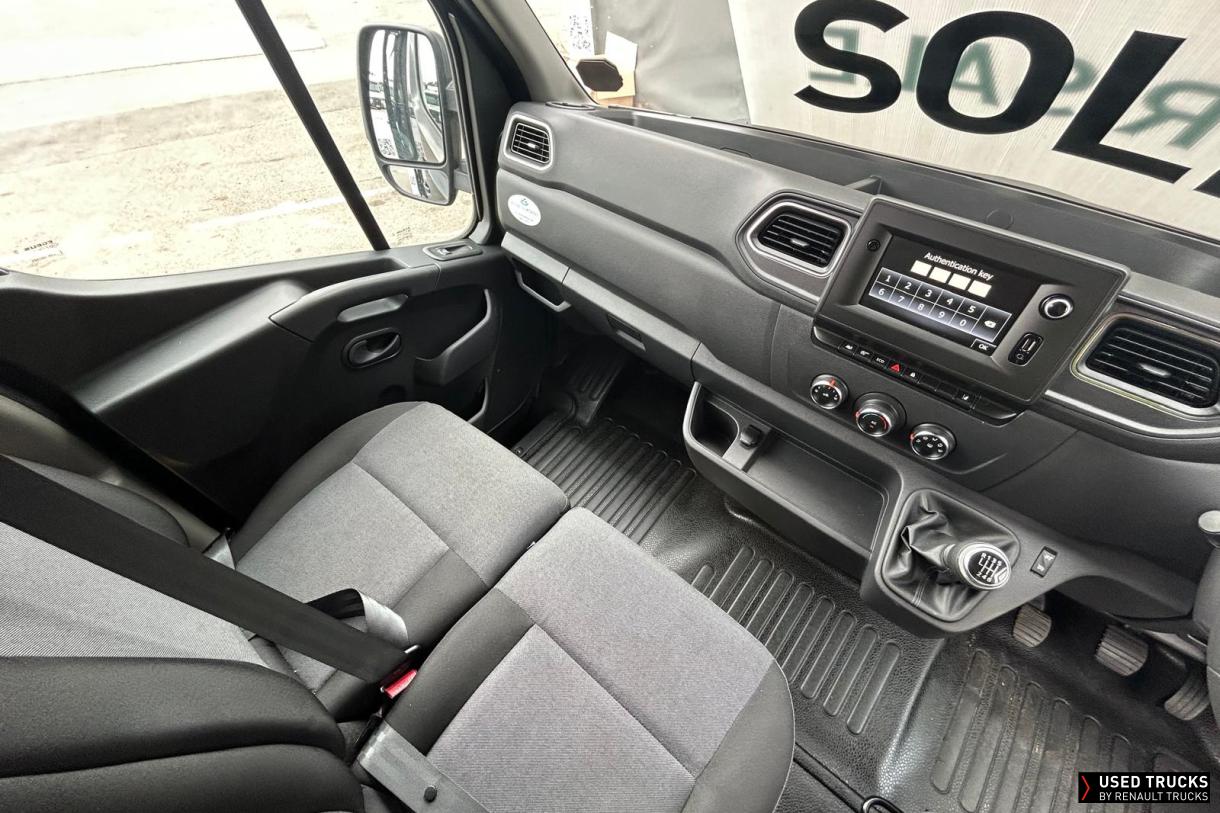Renault Trucks Master 165