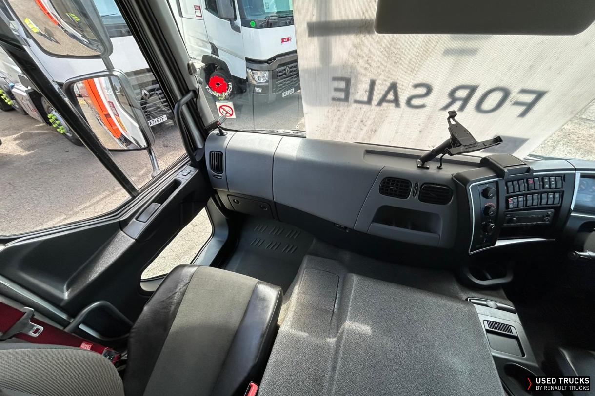 Renault Trucks D Wide 320