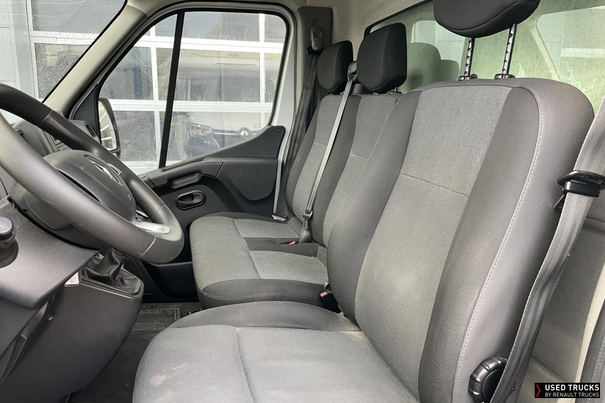 Renault Master 145