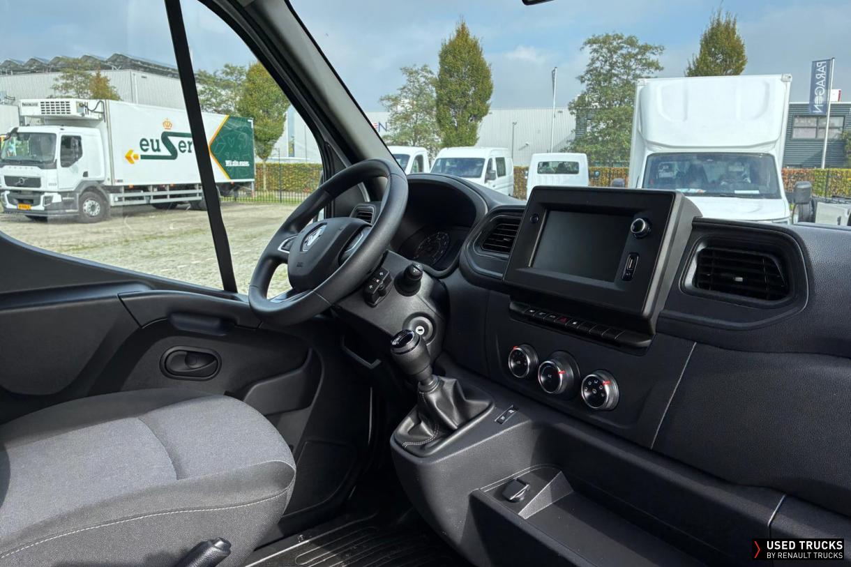 Renault Trucks Master 145