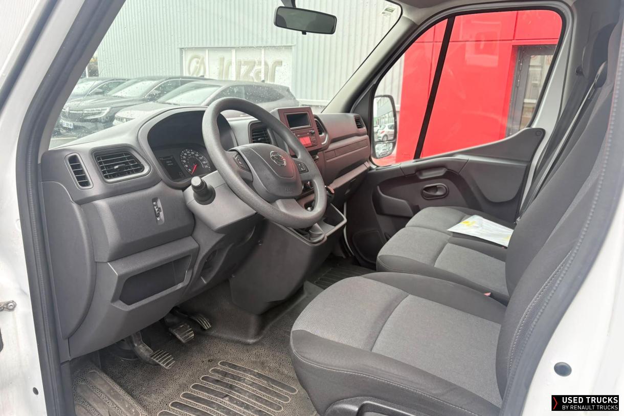 Nissan Interstar 165