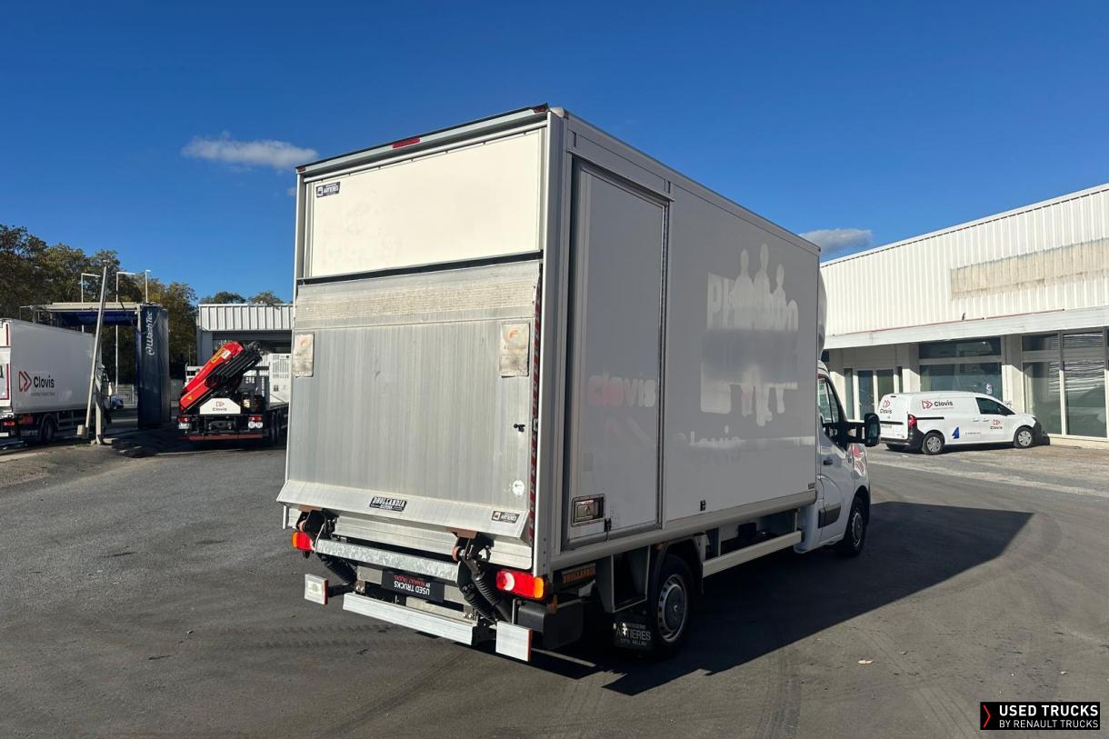 Renault Trucks Master 145