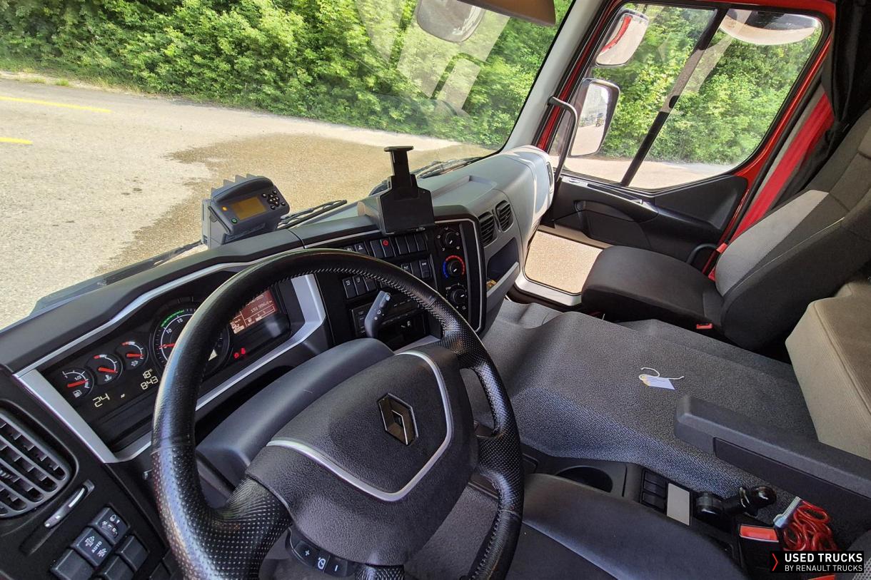 Renault Trucks D Wide 320