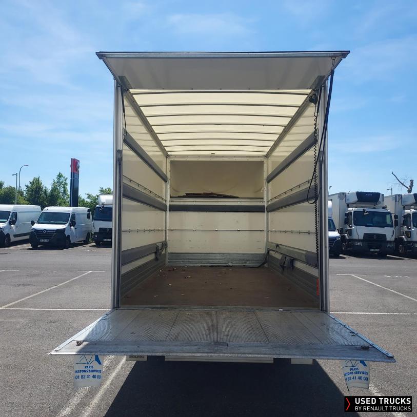 Renault Trucks Master 