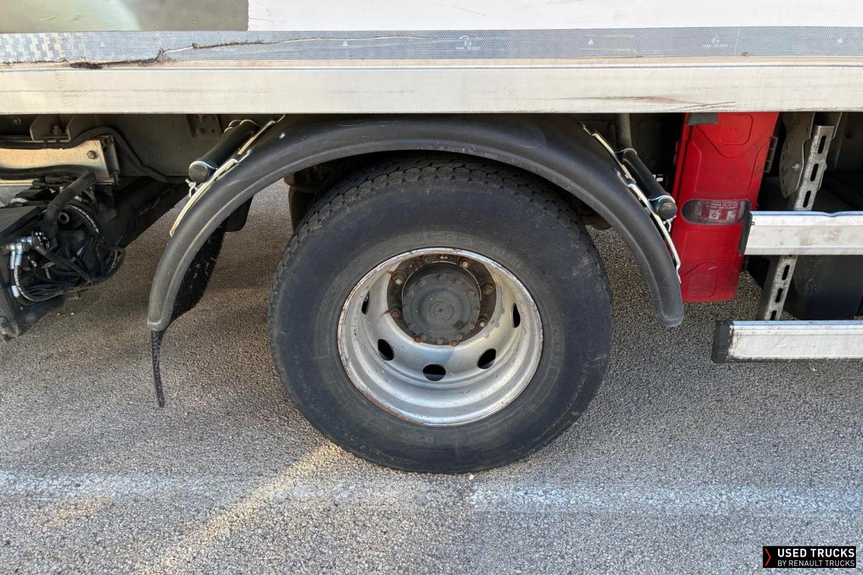 Renault Trucks D 240