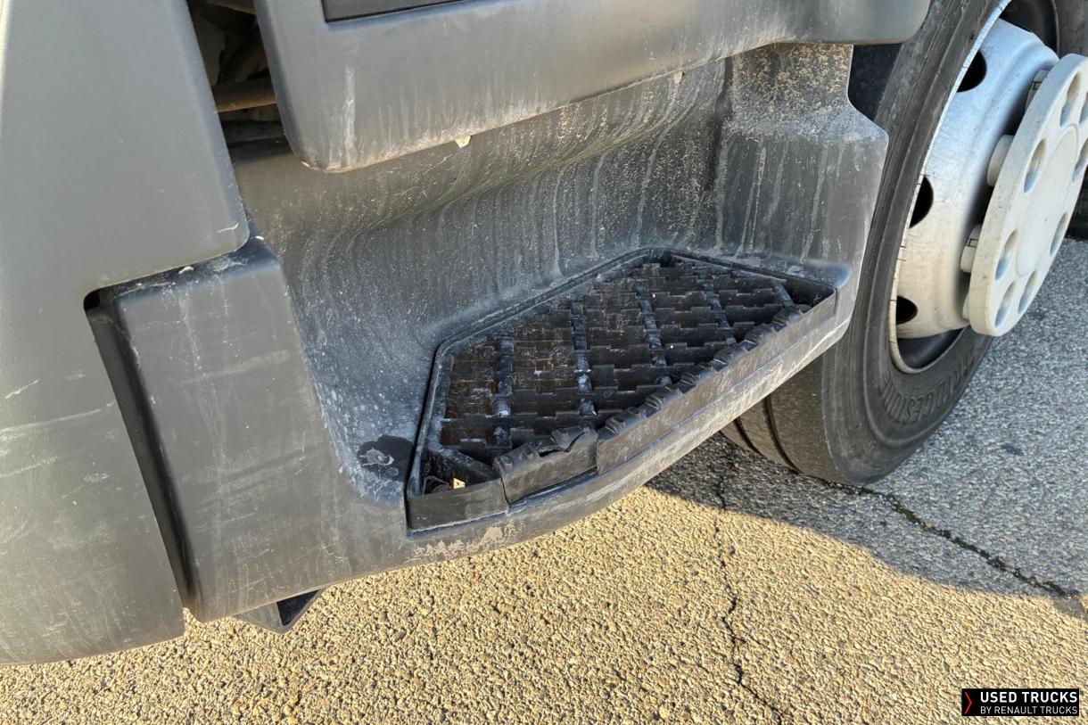 Renault Trucks D 250