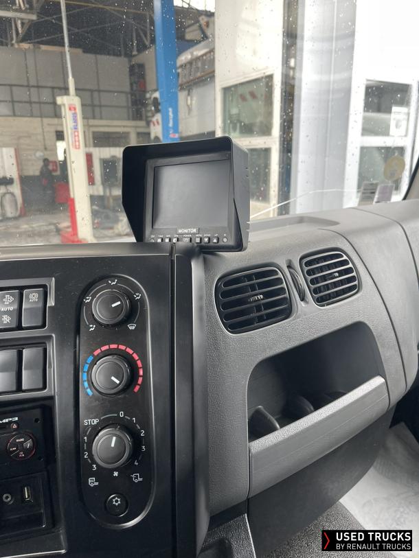 Renault Trucks D 240