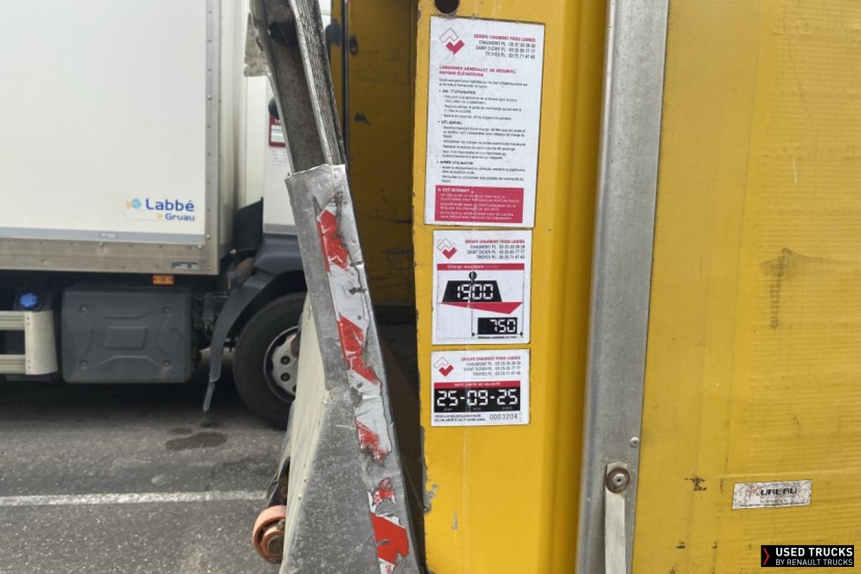 Renault Trucks EuroCargo 218