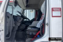 Renault Trucks D
                                          240