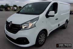 Renault Trucks Trafic
                                          
