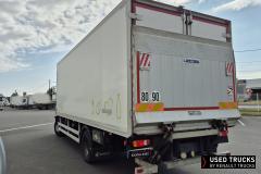 Renault Trucks D
                                          240