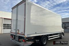 Renault Trucks D
                                          240