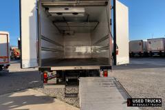 Renault Trucks D
                                          210