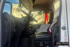 Renault Trucks D
                                          280