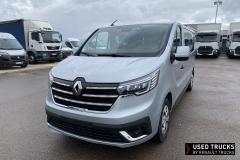 Renault Trucks Trafic
                                          