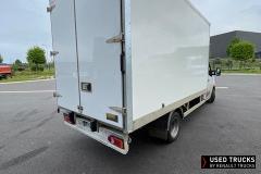 Renault Trucks Master
                                          165