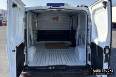 Renault Trucks Trafic
                                          130