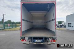 Renault Trucks D
                                          240