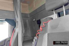 Renault Trucks T High
                                          520